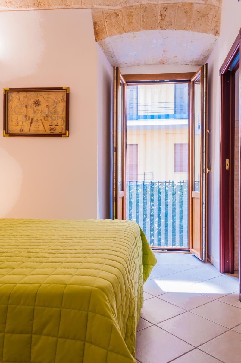 Melo Accommodations Apartment Abbrescia باري المظهر الخارجي الصورة